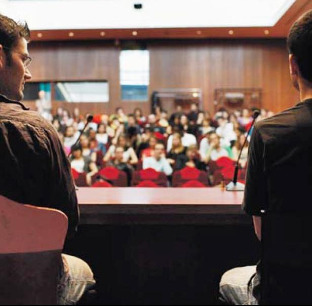 Salle des Conférences, Université de Cergy-Pontoise